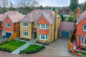 Heythrop Drive, Ickenham, Uxbridge, London
