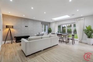 Heythrop Drive, Ickenham, Uxbridge, London