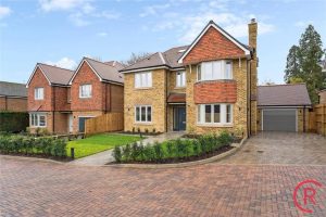 Heythrop Drive, Ickenham, Uxbridge, London
