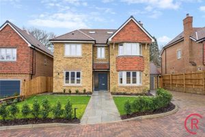 Heythrop Drive, Ickenham, Uxbridge, London