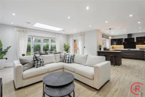Heythrop Drive, Ickenham, Uxbridge, London