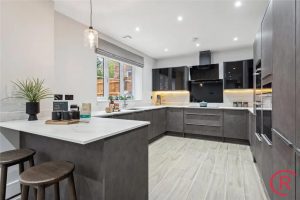 Heythrop Drive, Ickenham, Uxbridge, London