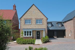 Newton Reach, Long Crendon, Buckinghamshire