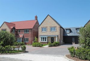 Newton Reach, Long Crendon, Buckinghamshire